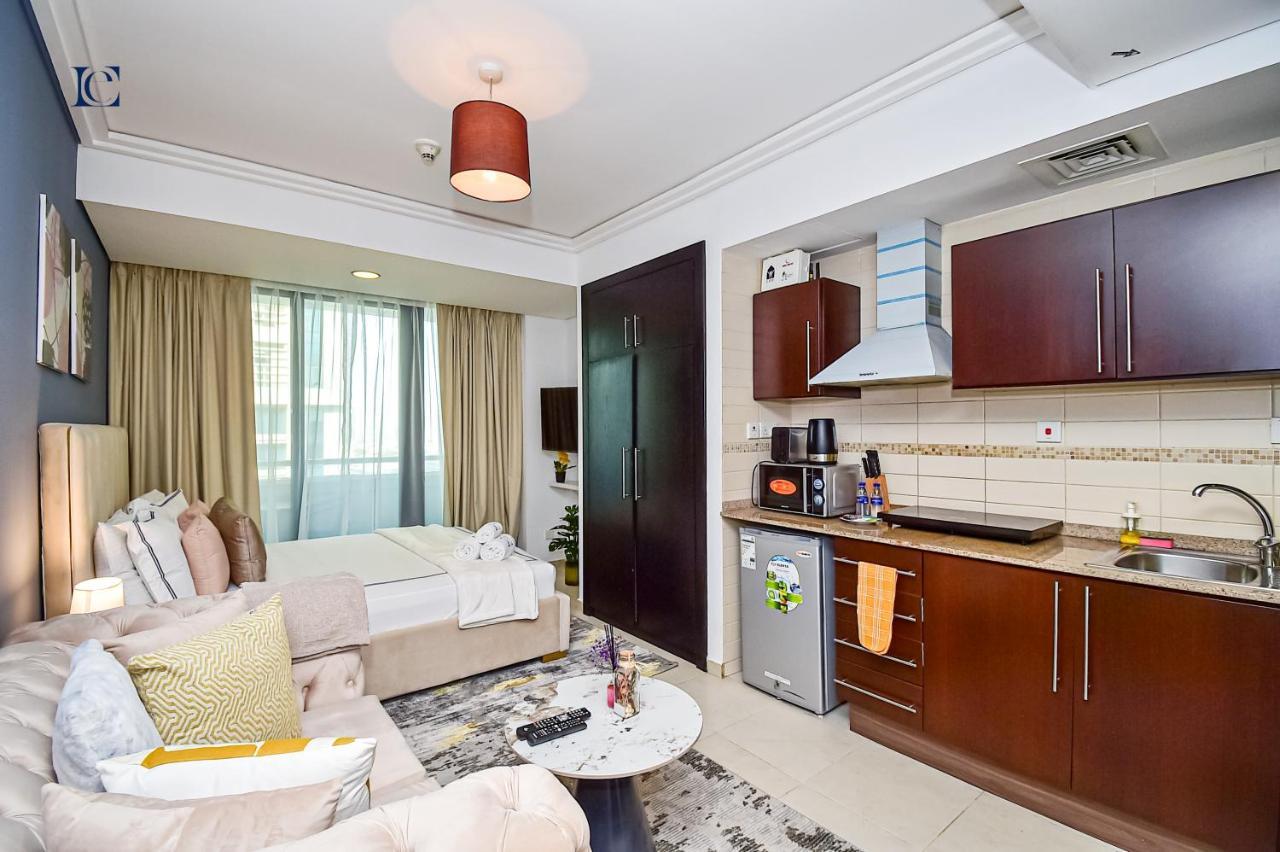 Luxury Escapes - Modern Studio Apt - Metro, Beach & Mall Mins Away دبي المظهر الخارجي الصورة