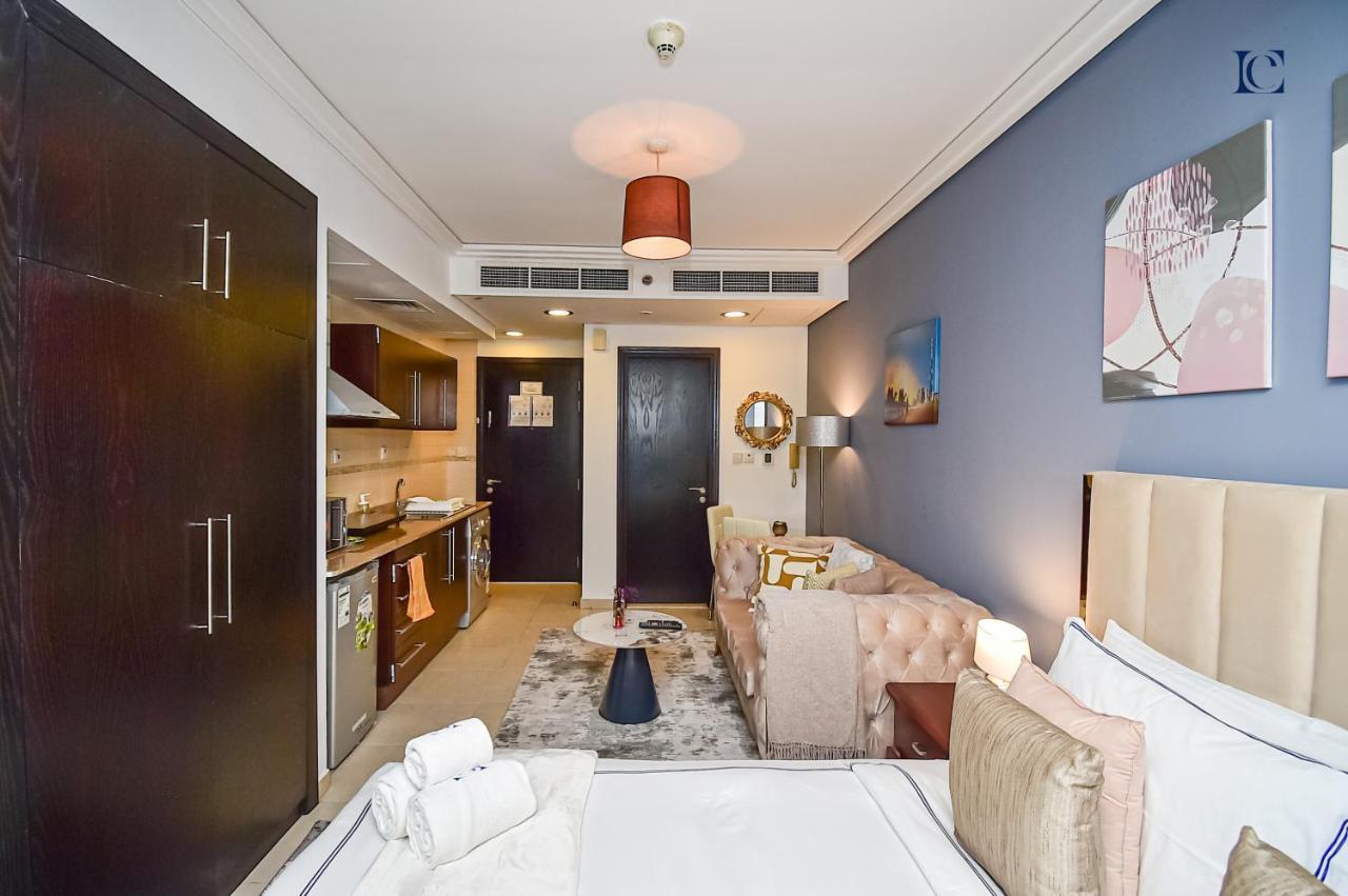 Luxury Escapes - Modern Studio Apt - Metro, Beach & Mall Mins Away دبي المظهر الخارجي الصورة
